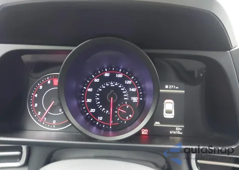 2023 Hyundai Elantra Sel z USA, uszkodzony, nr VIN KMHLM4AG8PU428109